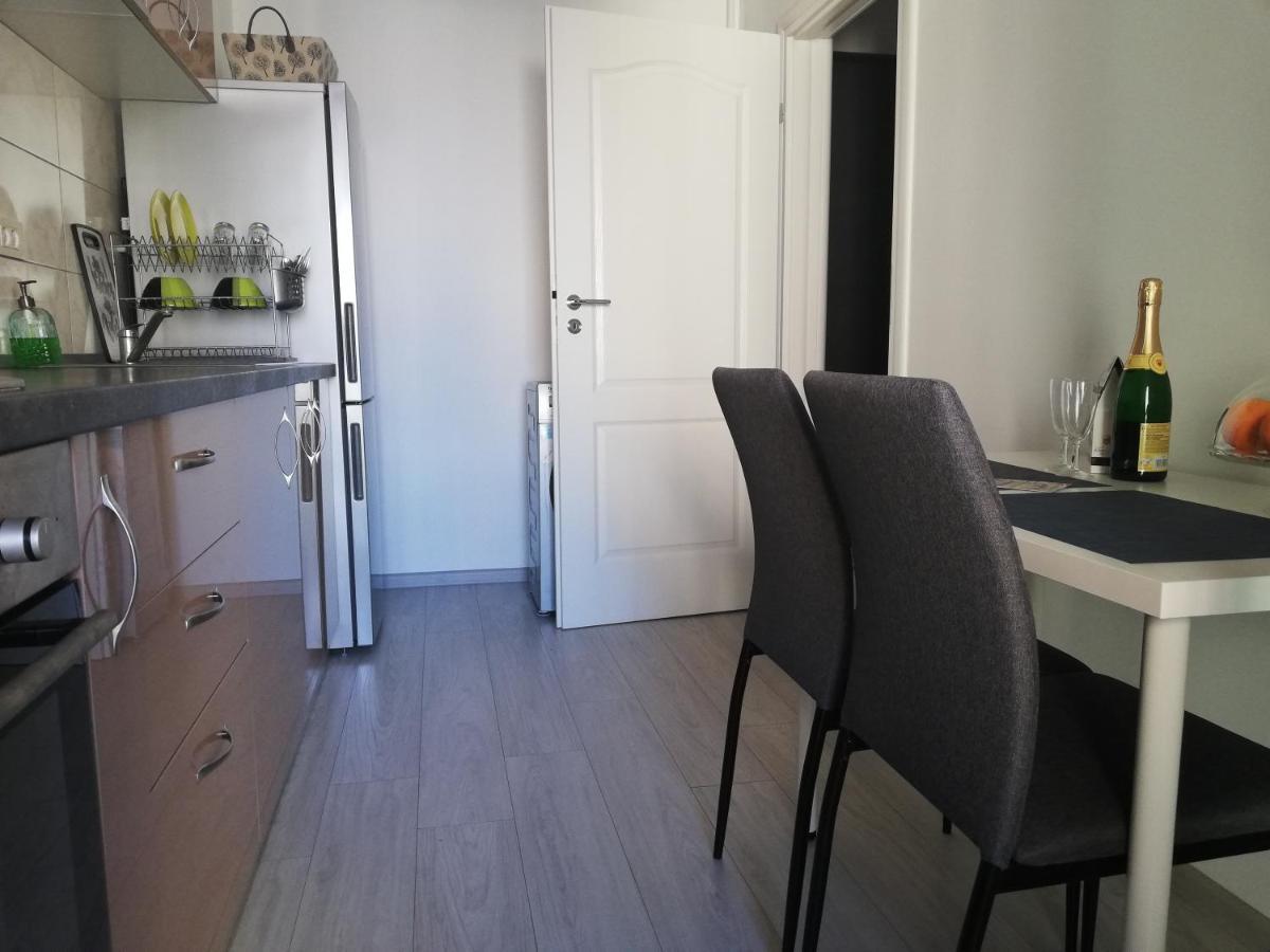 Marlen'S Apartment Бухарест Экстерьер фото